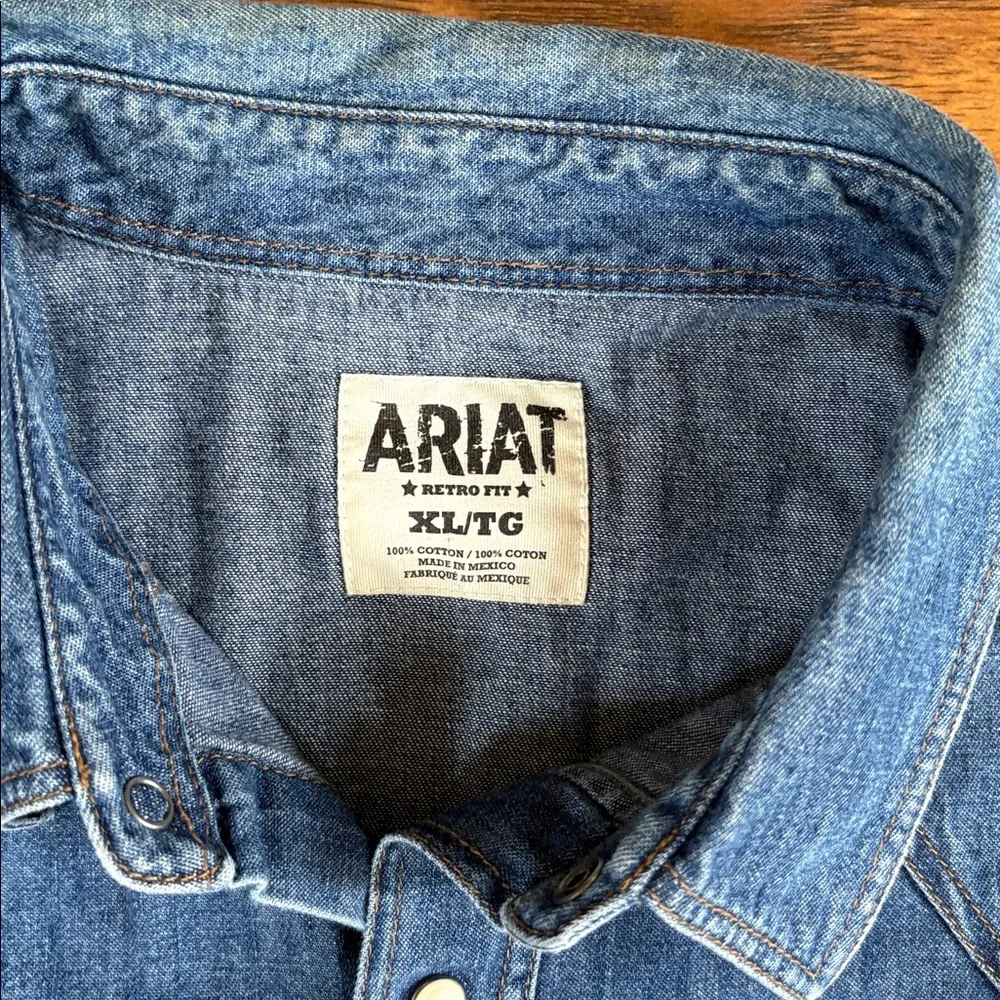Ariat Blue Denim Western Shirt - Picture 2 of 4